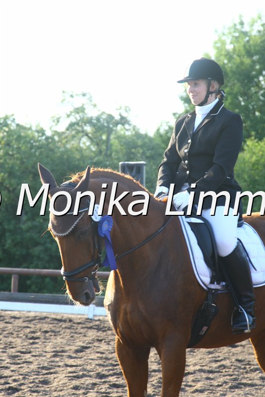 109M5126_Dressurreiter A.JPG